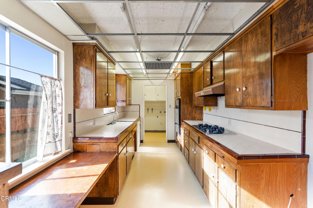 Montalvo Heights - 0262 - Residential