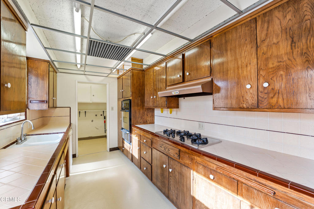 Montalvo Heights - 0262 - Residential