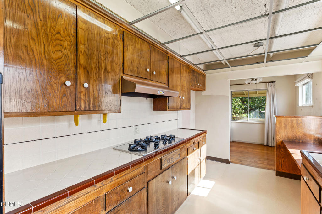 Montalvo Heights - 0262 - Residential