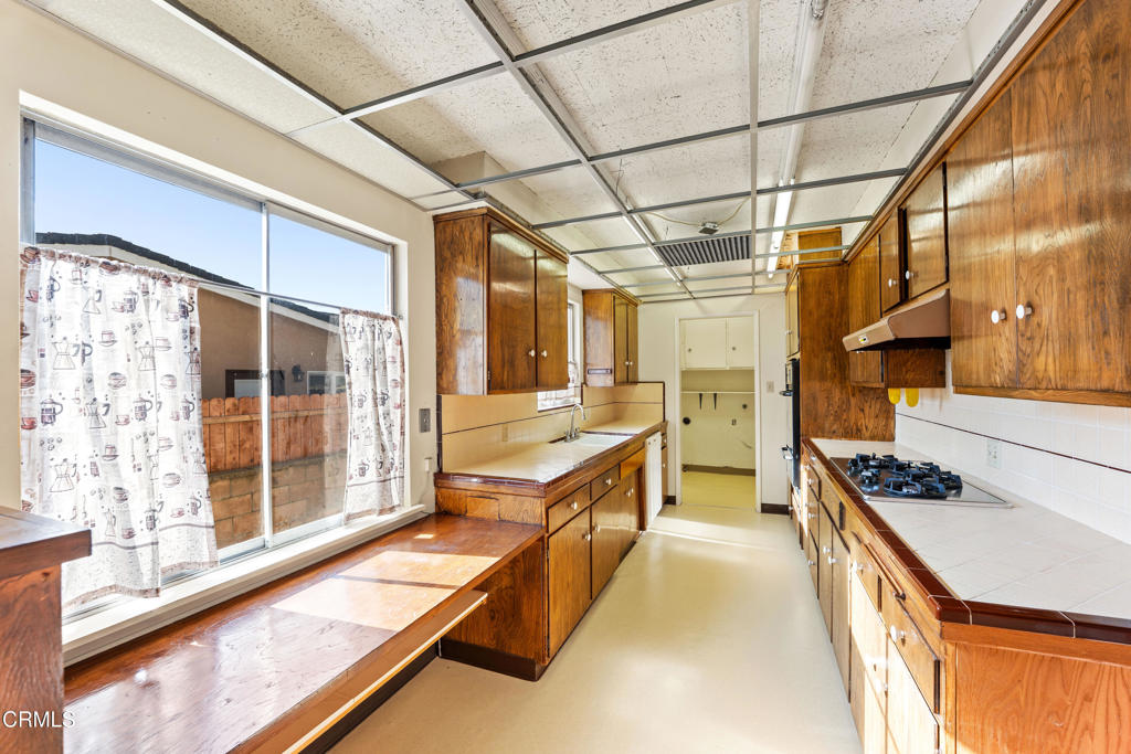 Montalvo Heights - 0262 - Residential