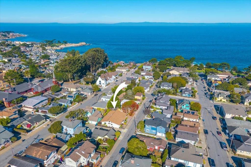 Photo of 142 11th Street, Pacific Grove, CA 93950 (MLS # ML82028808)