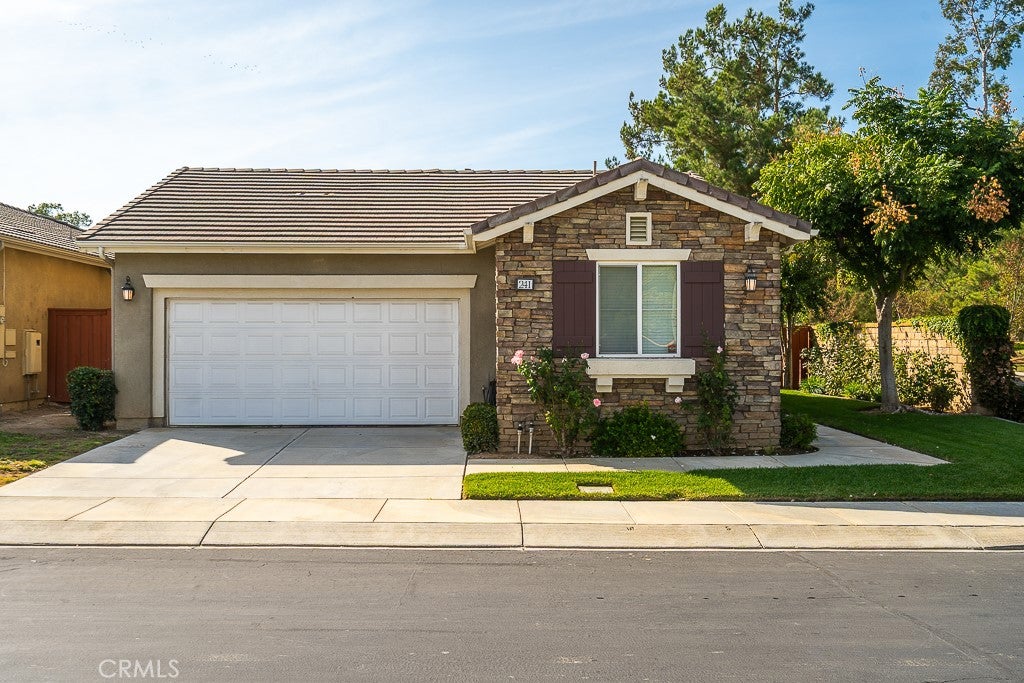 241 Carner Lane