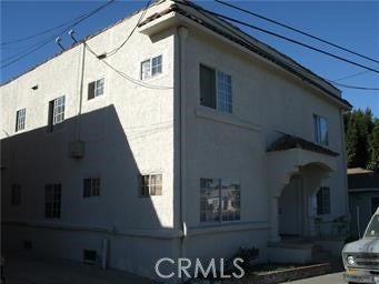 801 Alamitos Avenue