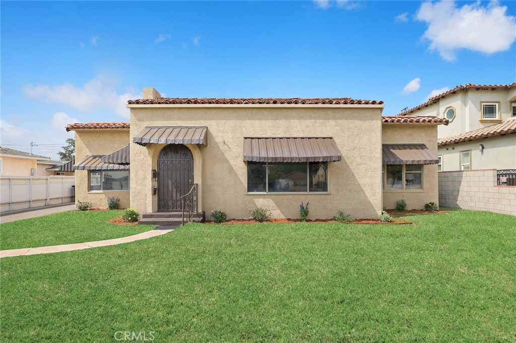 9443 De Adalena St