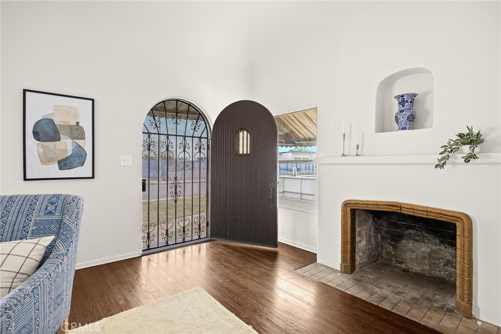 9443 De Adalena St