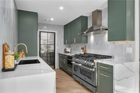 17381 Meer Cir, Huntington Beach, CA 92647 - MLS#: IG25268978