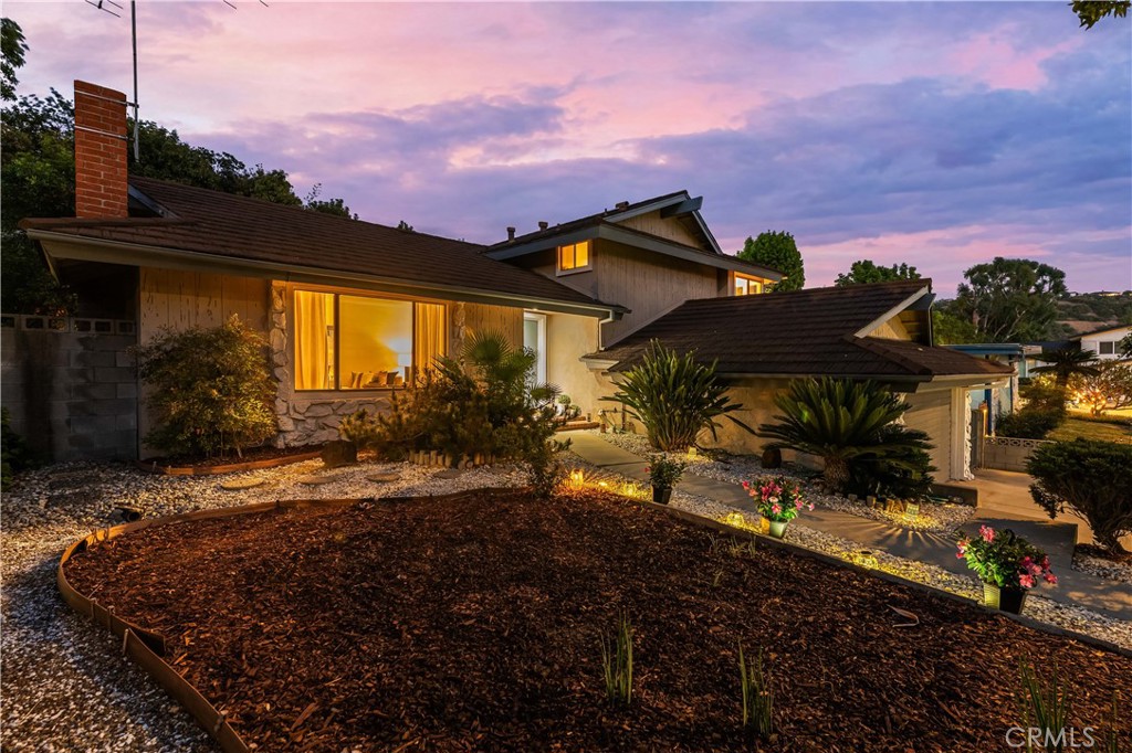 582 Casitas