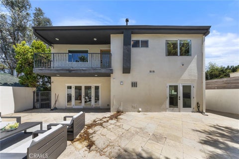 Photo of 2927 Park Center DR, Los Angeles, CA 90068 (MLS # OC26205134)
