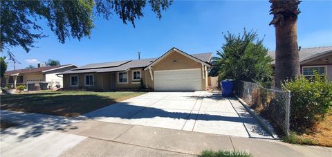 Photo of 857 N Dallas Avenue, San Bernardino, CA 92410 (MLS # PW25126060)