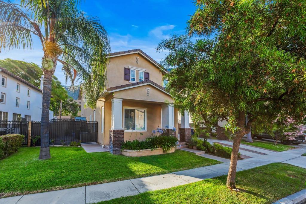 22 Silver Forest Ct
