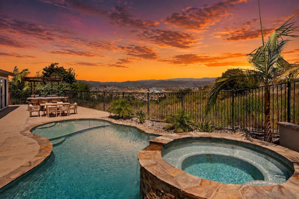 953 Stoneridge WAY, San Marcos CA 92078