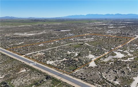 Photo of 0 E Avenue E, Lancaster, CA 93535 (MLS # IV26000925)