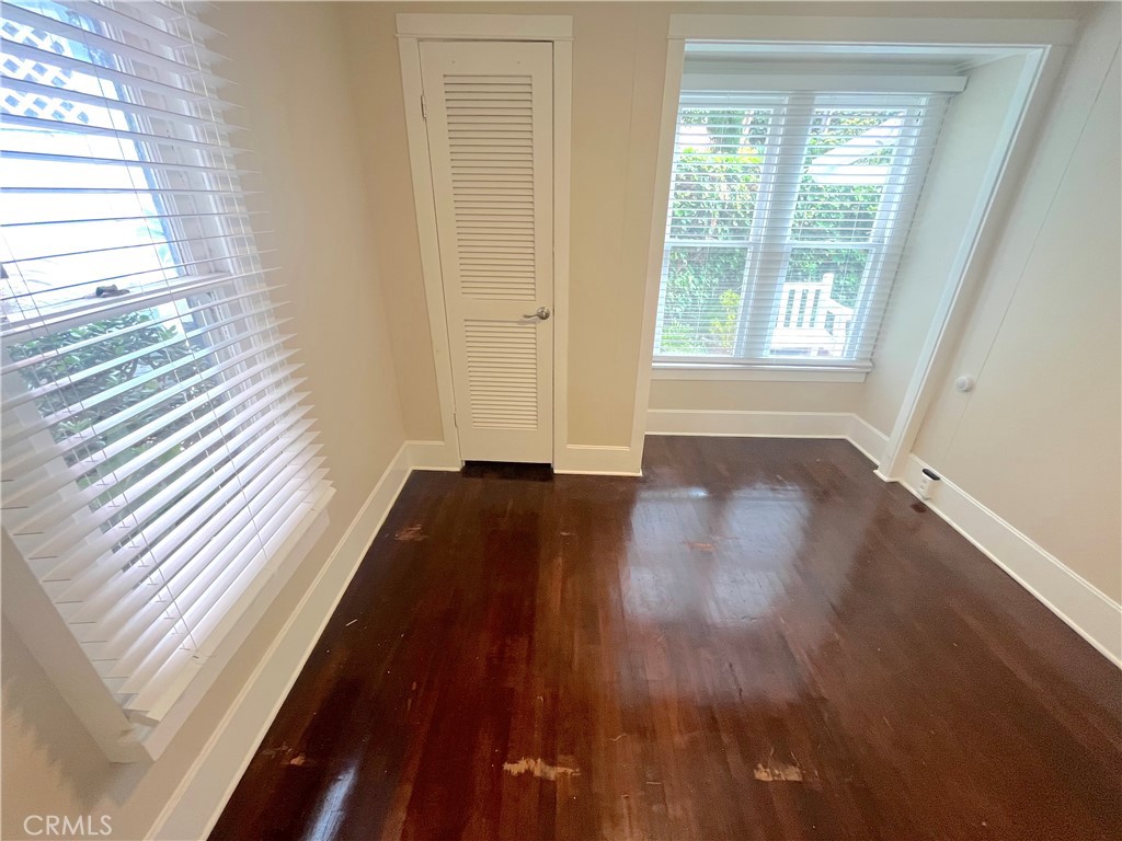 Main Beach (BCH) - Residential Lease