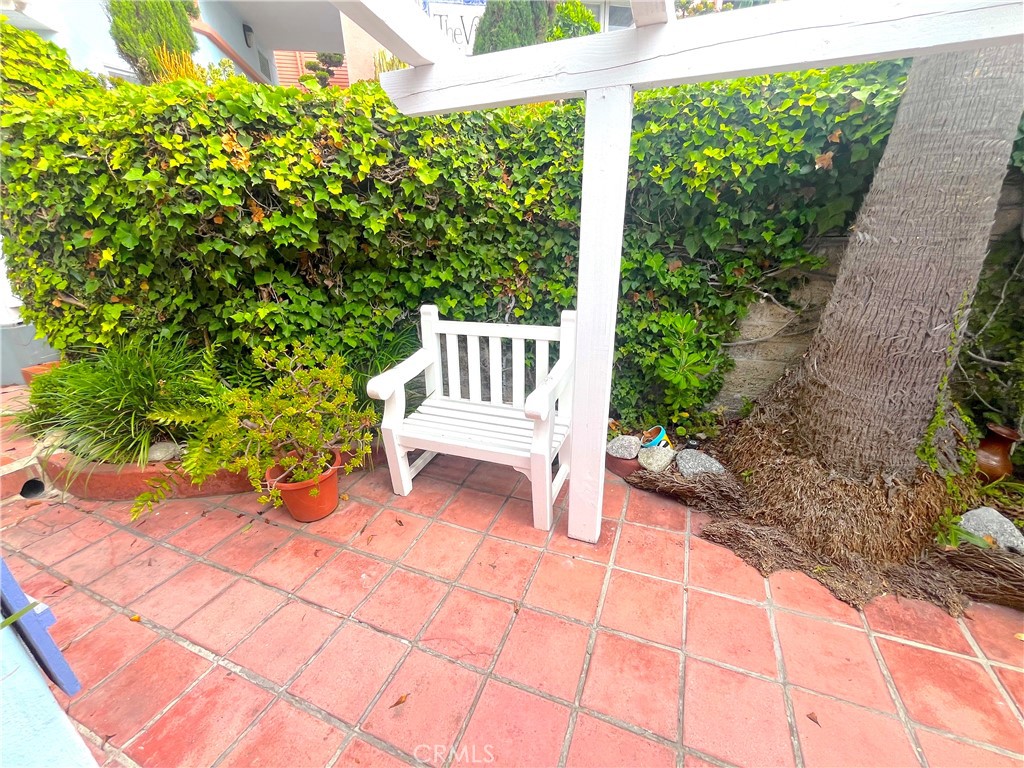 Main Beach (BCH) - Residential Lease