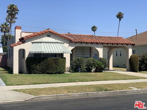 Photo of 3830 Degnan Boulevard, Los Angeles, CA 90008 (MLS # 26668751)