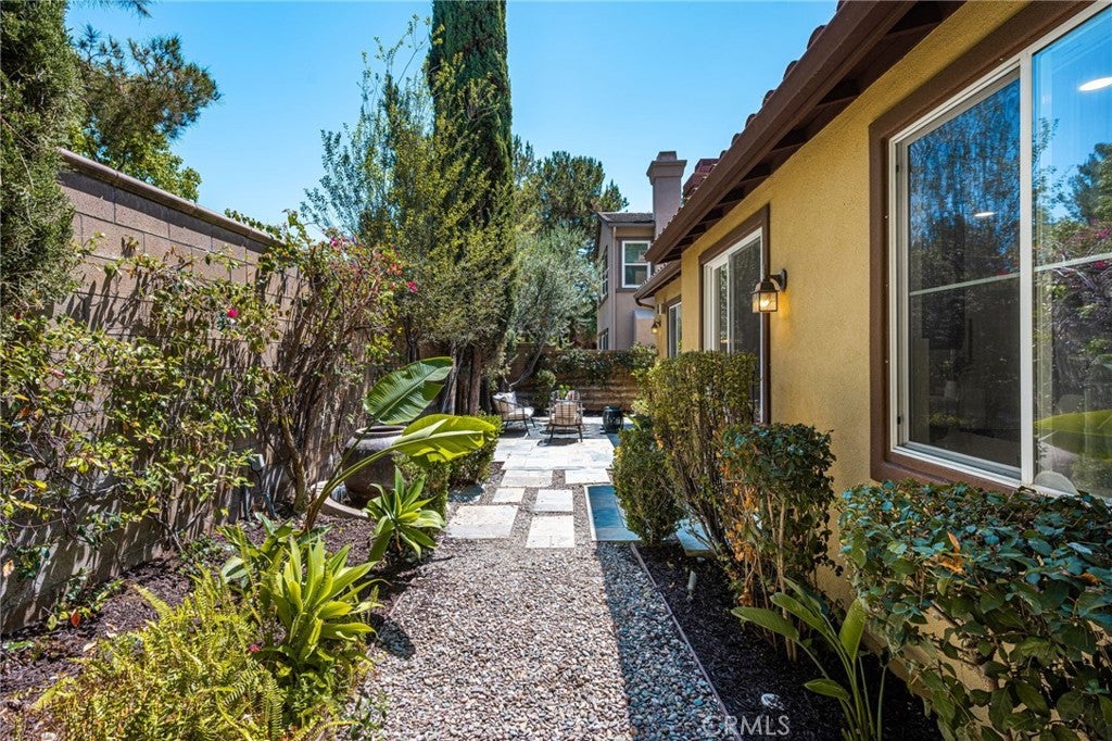 6 Thorn Hill, Irvine CA 92602 - Photo 28