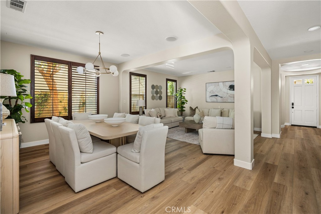 6 Thorn Hill