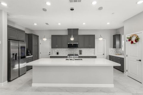 12124 Riley Ln San Diego CA 92128