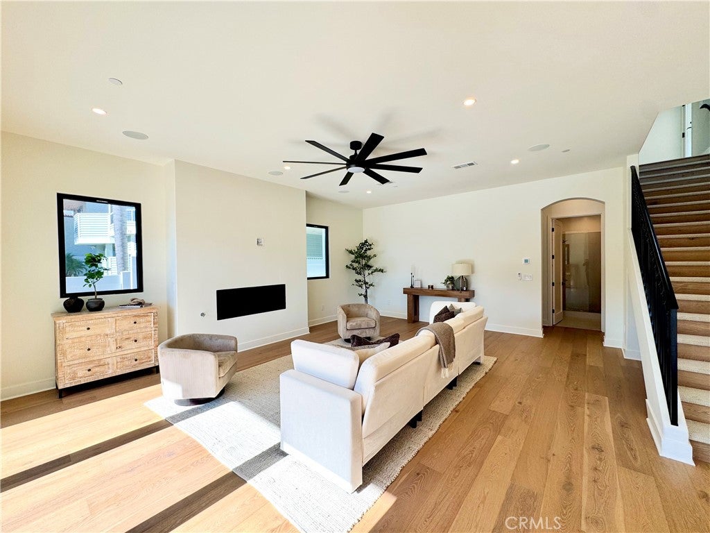34882 Doheny