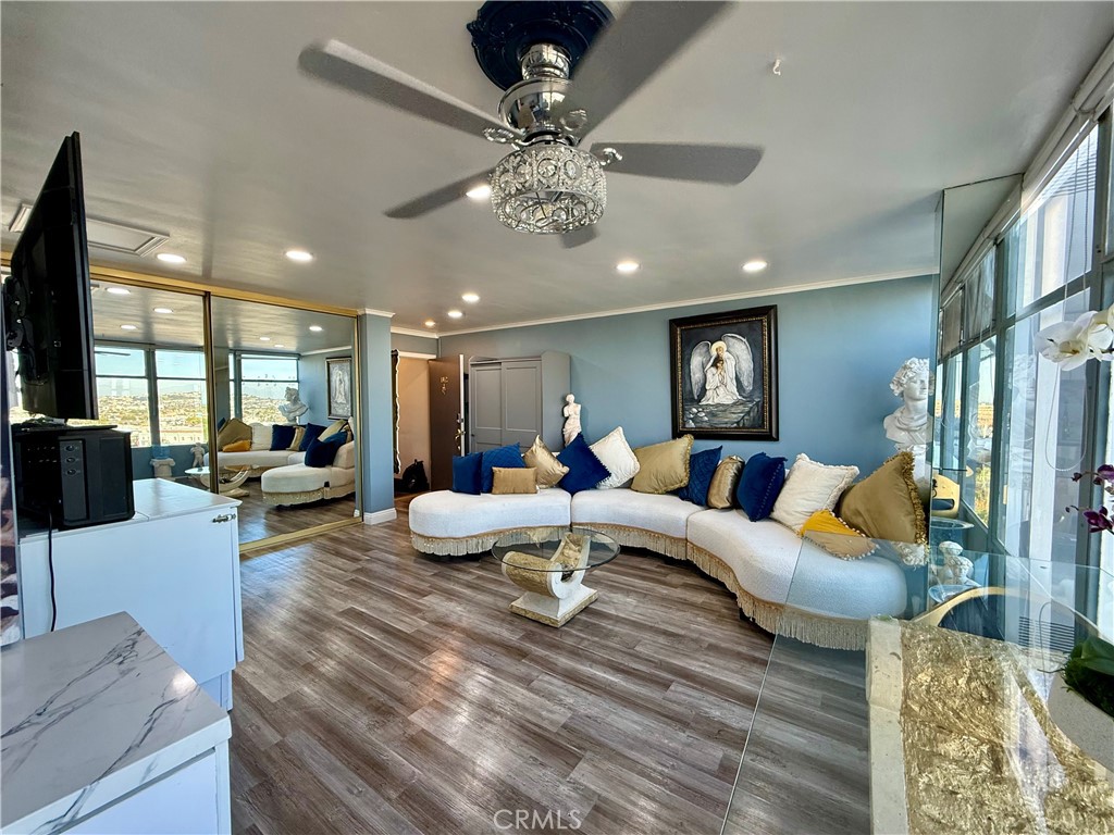 100 Atlantic Avenue 1012