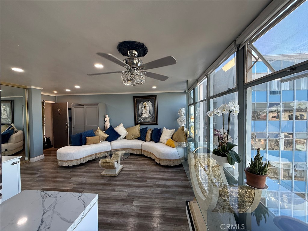 100 Atlantic Avenue 1012