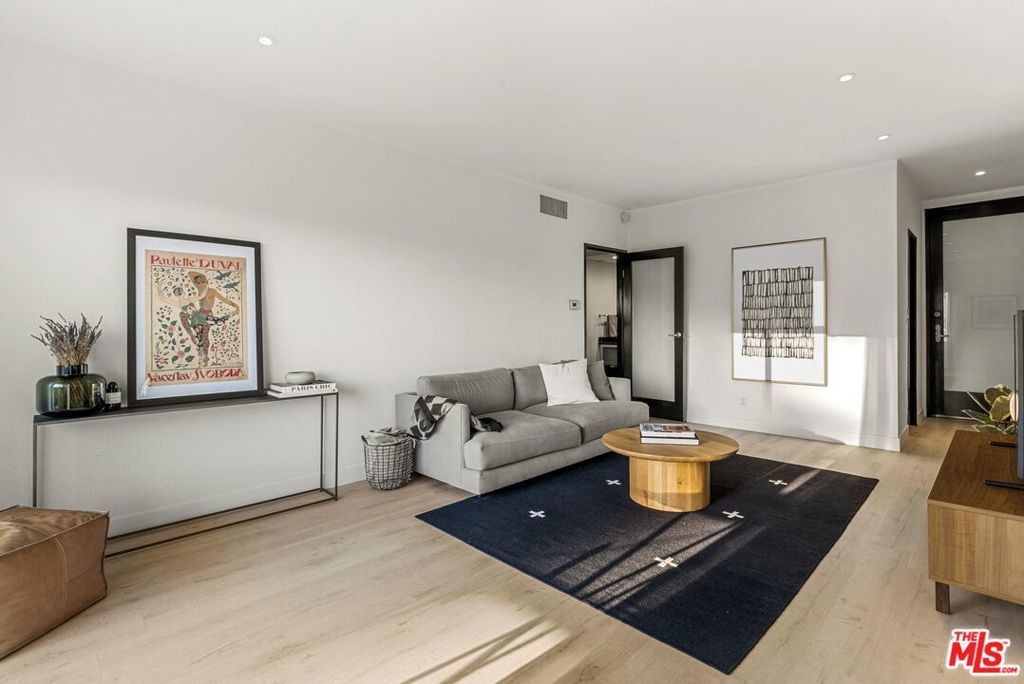 Photo of 1131 Alta Loma Road #415, West Hollywood, CA 90069 (MLS # 25588335)