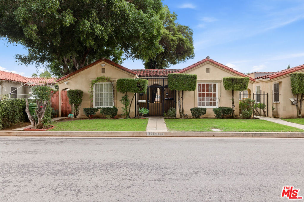 1836 Lansdowne Avenue