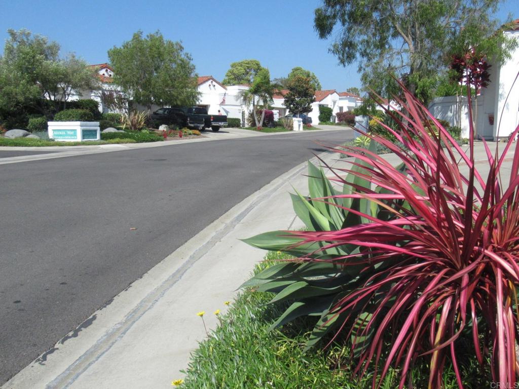 4052 Aeolia Way