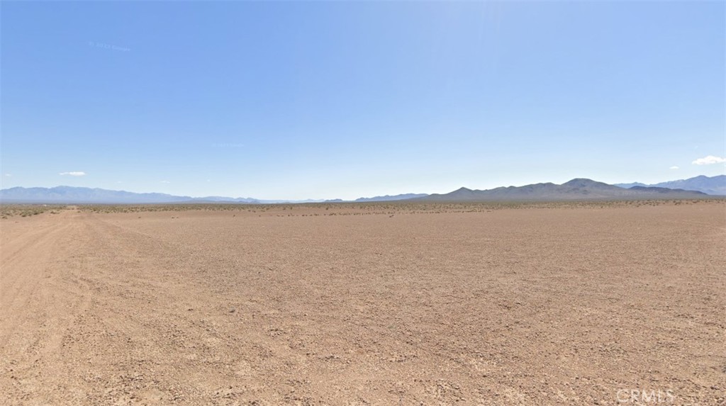 2.5 acre residential corner lot in the Spring Valley Ranchos/ Charleston View area of Tecopa. Situated very close the California & Nevada border. Wide open spaces with a few homes in the area. Seller financing is available. APN 048-432-20.