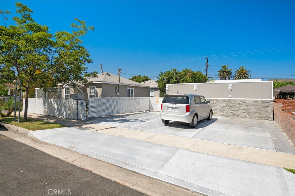 8029 Priscilla St offers a rare opportunity to own a double sized lot with a well-maintained triplex in a quiet residential pocket of Downey. Each of the three units features 1 bedroom and 1 bathroom, providing a versatile setup for investors or owner-occupants alike.
One unit is currently vacant and fully updated, featuring modern finishes, fresh paint, and stylish upgrades—perfect for immediate occupancy or top-market rental potential. The other two units are tenant-occupied, generating $1,750/month each, offering steady cash flow from day one.
The property includes a shared outdoor space, all on a low-maintenance lot. Parking on the street. Located near schools, shopping, and easy freeway access, this triplex is an ideal blend of convenience and income-generating potential.
Whether you're looking to house-hack, add to your portfolio, or secure a foothold in a desirable rental market, 8029 Priscilla St checks all the boxes.
* Some of the photos have been digitally staged.