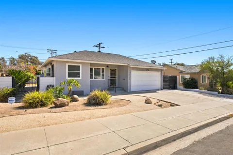 MLS: 260021003SD