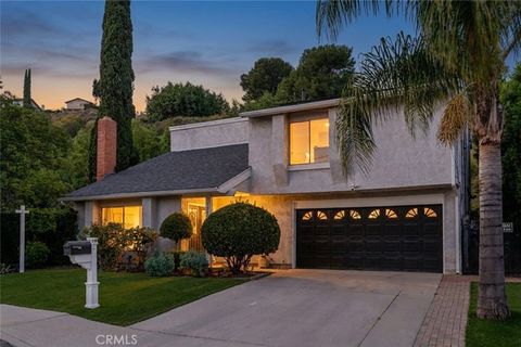 12545 Chanute Pacoima CA 91331