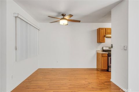 Tiny photo for 14641 Magnolia Boulevard, Sherman Oaks, CA 91403 (MLS # SR26049467)