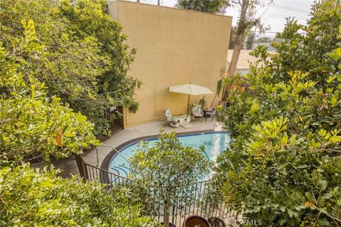 Tiny photo for 14641 Magnolia Boulevard, Sherman Oaks, CA 91403 (MLS # SR26049467)