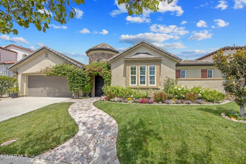 Photo of 13233 Bent Grass Place, Moorpark, CA 93021 (MLS # 226003880)