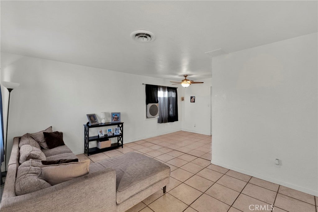 1101 E Virginia Way