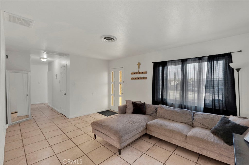 1101 E Virginia Way
