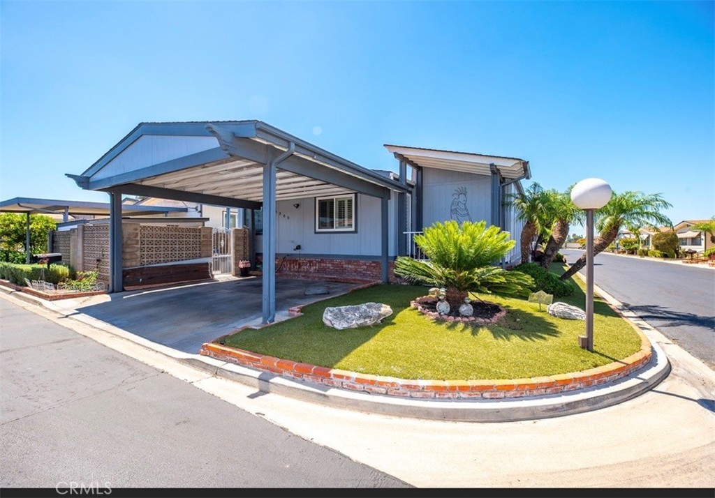 1362 Silver Lake Place