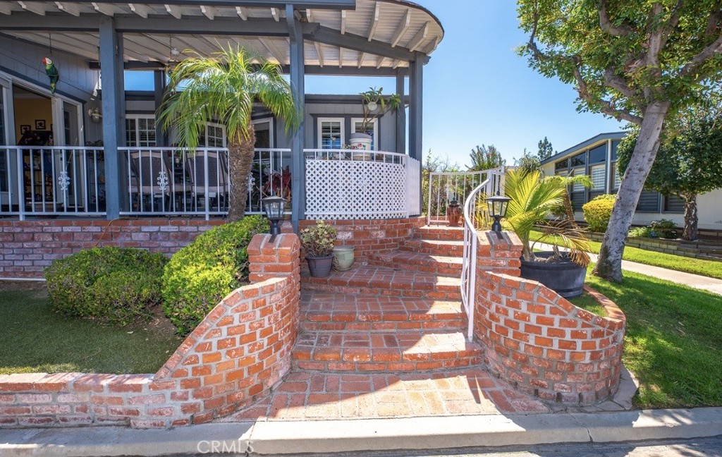 1362 Silver Lake Place