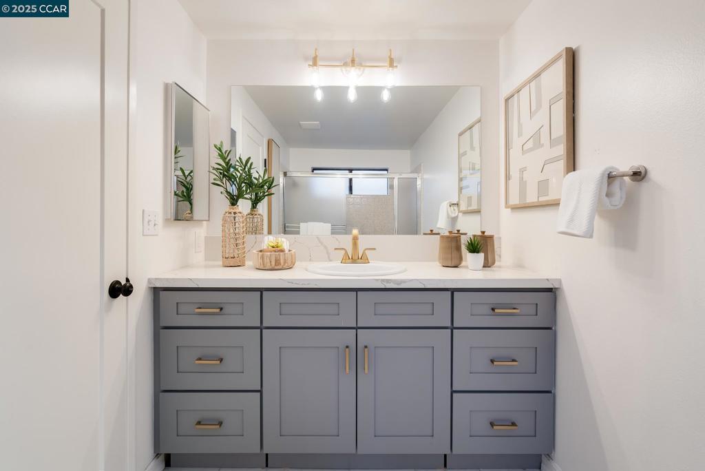 CROW CANYON C.C. - Residential