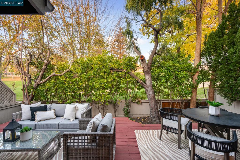 CROW CANYON C.C. - Residential