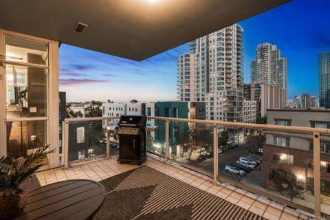 Photo of 850 Beech Street #511, San Diego, CA 92101 (MLS # NDP2605592)
