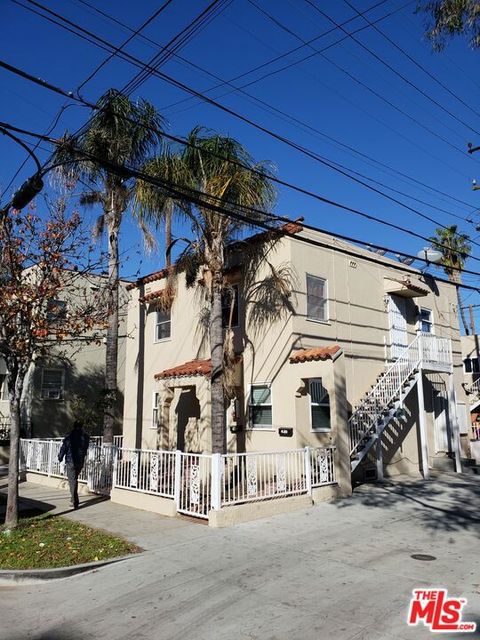 Photo of 435 W 11th Street, Long Beach, CA 90813 (MLS # 25528237)