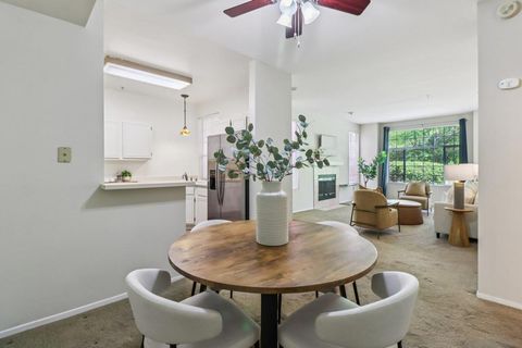 Photo of 18585 Caminito Pasadero #432, San Diego, CA 92128 (MLS # 260008290SD)