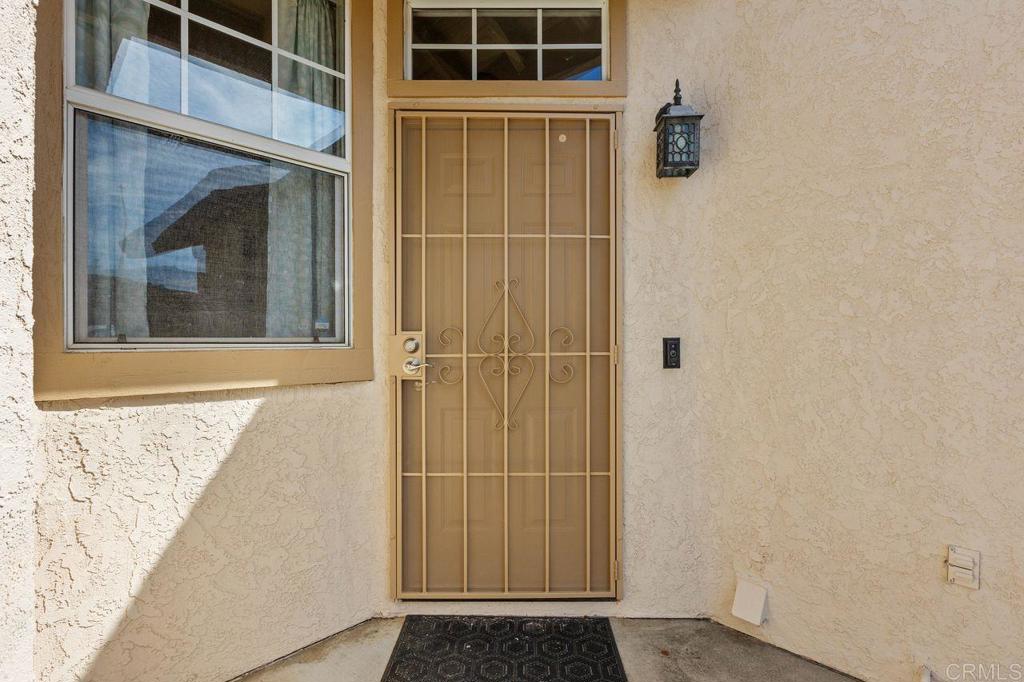 5028 Avocado Park Way