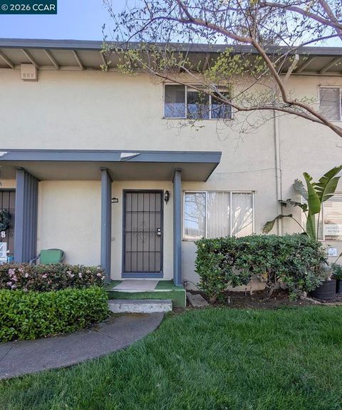 Photo of 460 Craven Court Ct, Hayward, CA 94541 (MLS # 41129575)