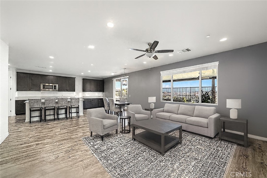 1537 Yucca Court