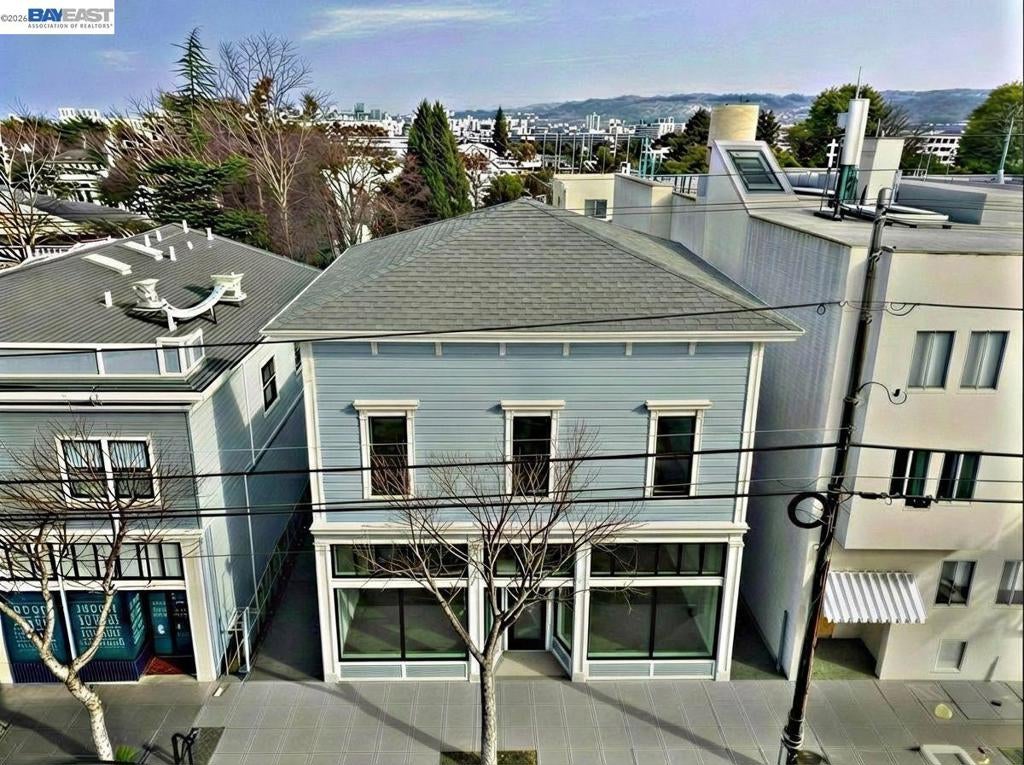 1217 Lincoln Avenue