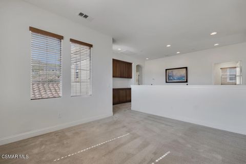 Tiny photo for 887 Coronado Circle, Santa Paula, CA 93060 (MLS # 226000935)