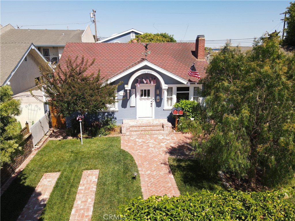 2112 Andreo Avenue